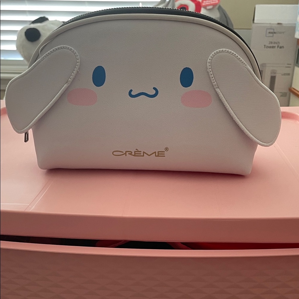 Crème White Cosmetic Bag with Cute Face Design